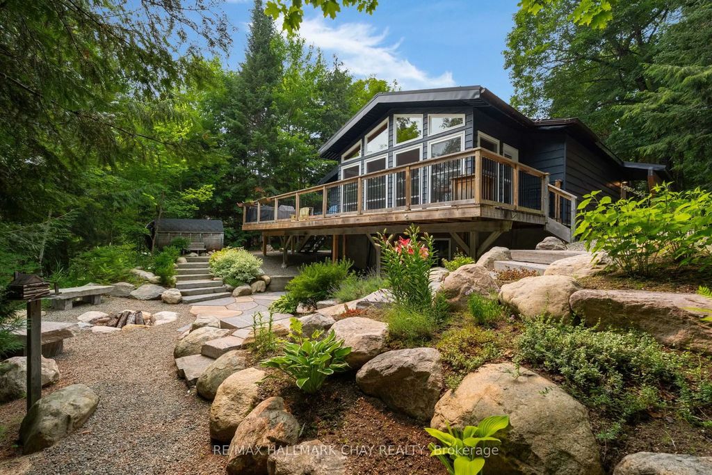 1315 Wolf Circle, Algonquin Highlands