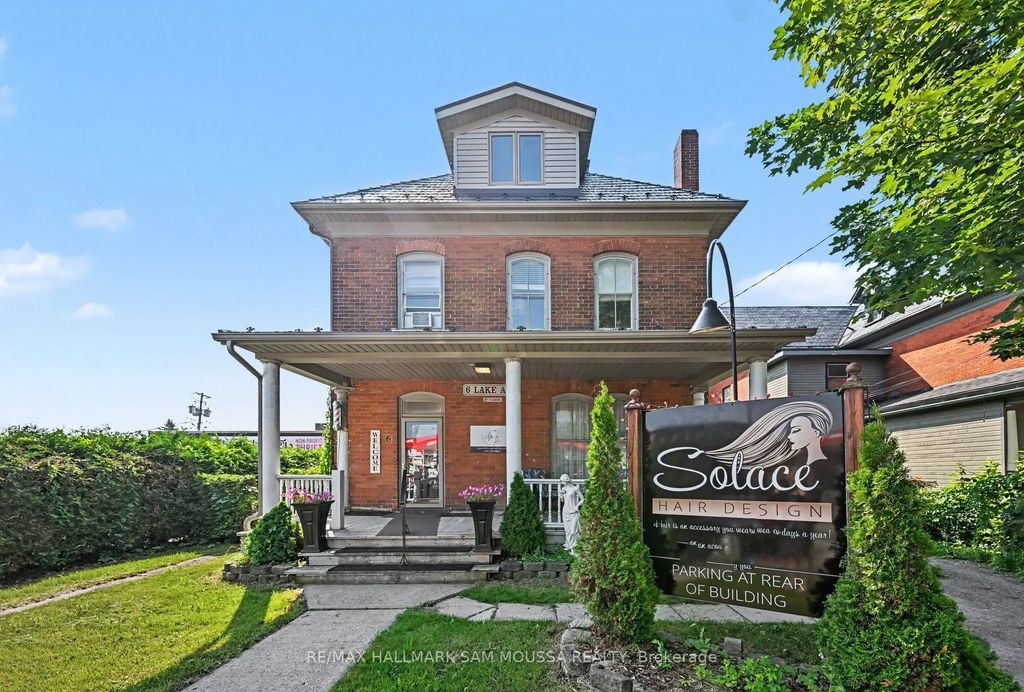 6 Lake Avenue W, Carleton Place