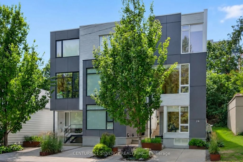 24 Stonehurst Avenue, West Centre Town