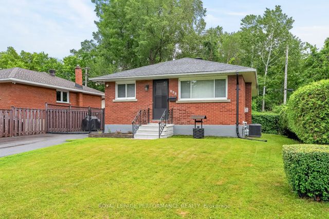 898 Charleswood Avenue, Overbrook - Castleheights and Area
