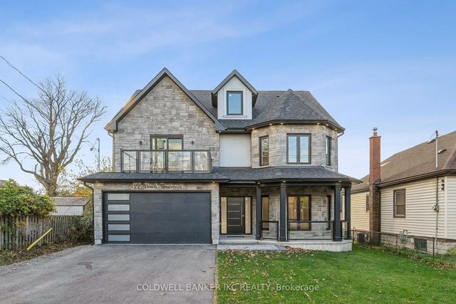 722 Beach Boulevard, Hamilton