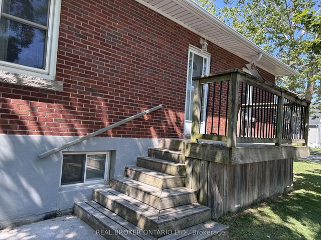 311 Wallace Avenue S Lower, Welland