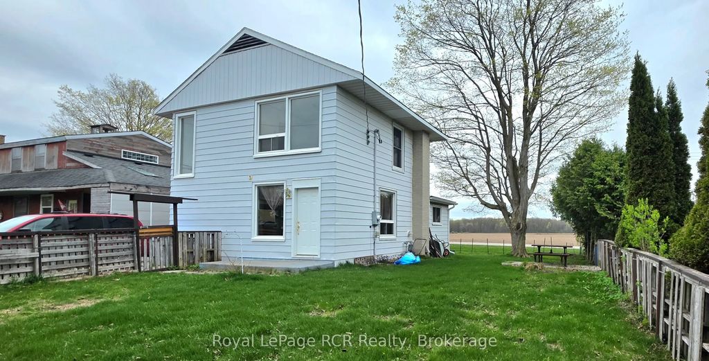 10 Quebec Road, Huron East