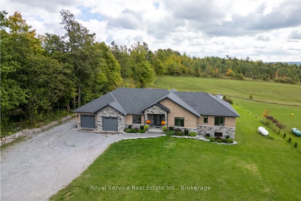 381 Sharpe Line, Cavan Monaghan