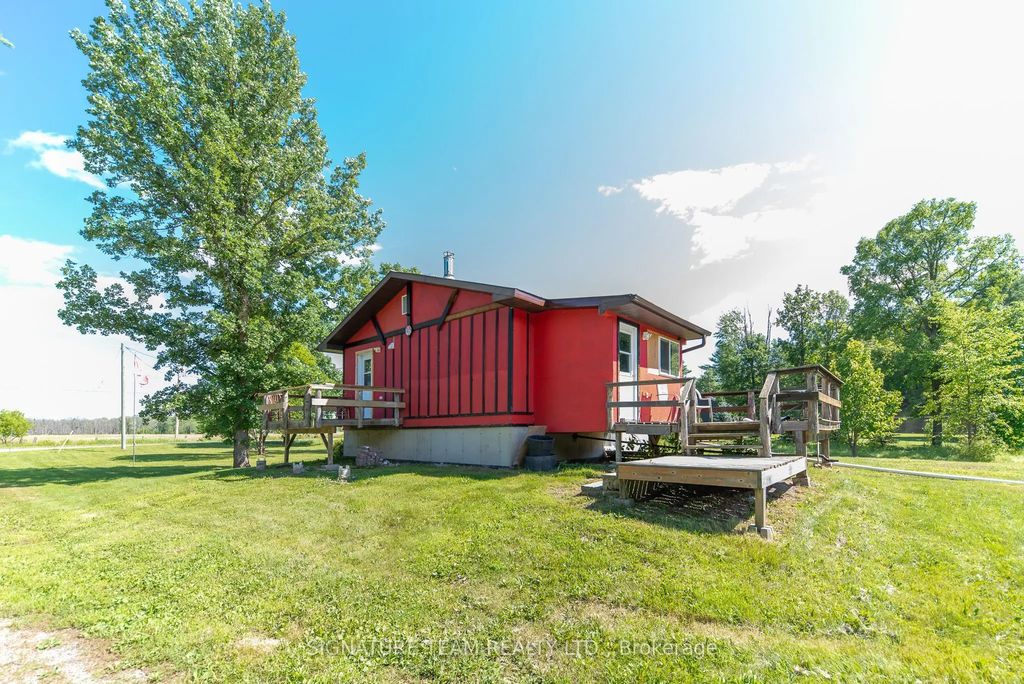 1131 Wright Road, Whitewater Region
