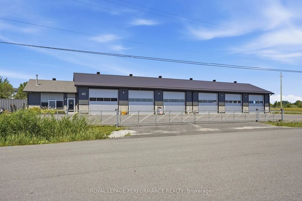45 Industrial Street, Casselman
