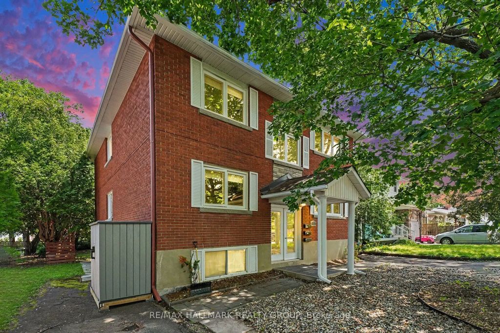 657 Golden Avenue, Carlingwood - Westboro and Area