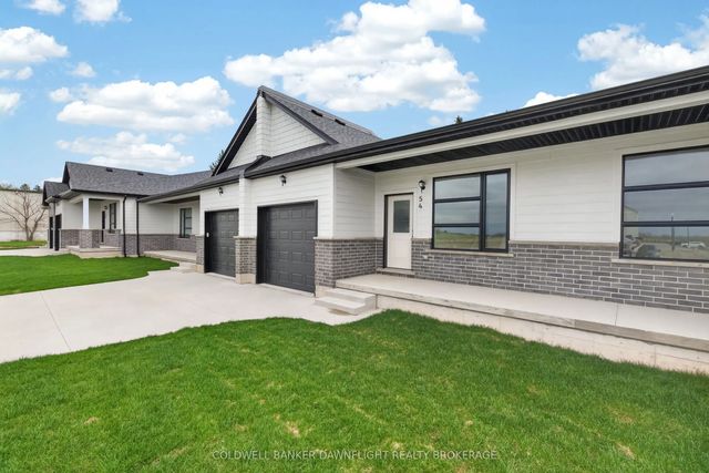 56 Moonlight Court, Central Huron