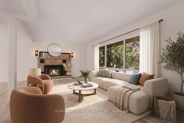 345 Berkindale Drive, Hamilton