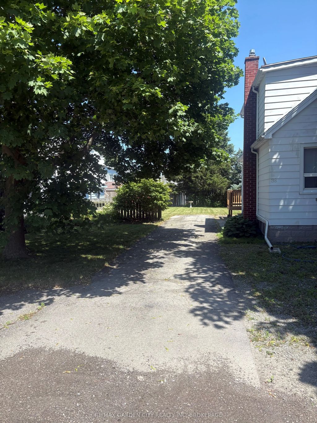 40 Oakwood Street, Port Colborne