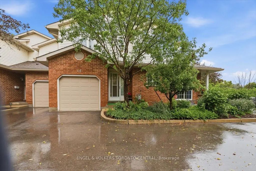 229 Baker Street 16, Waterloo