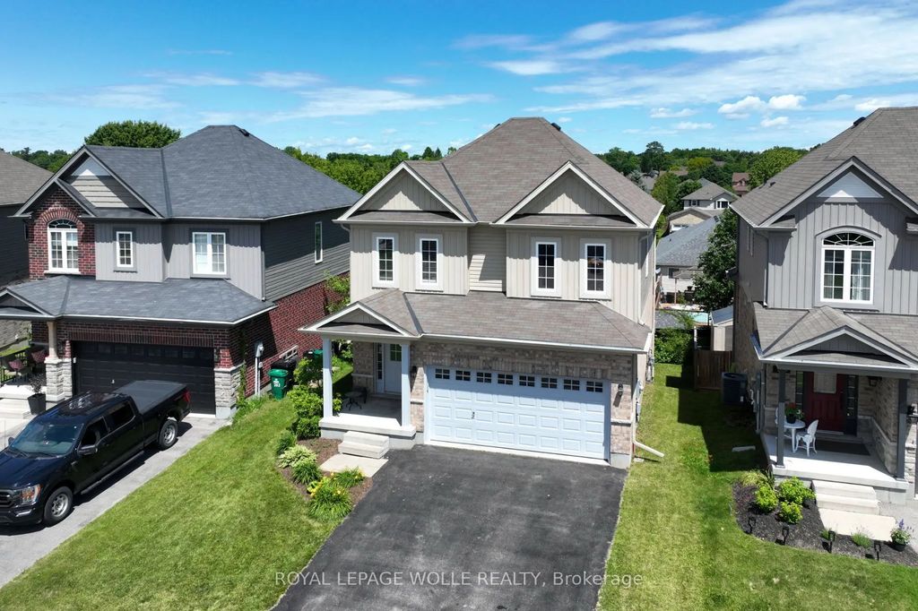 264 Vincent Drive, North Dumfries