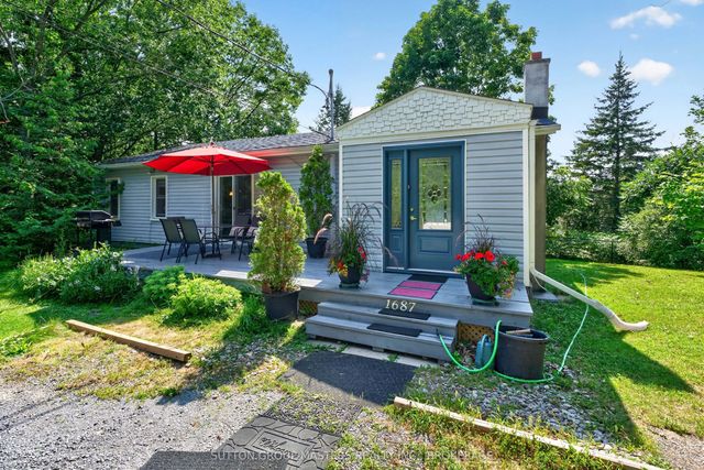 1687 Harten Lane, Kingston
