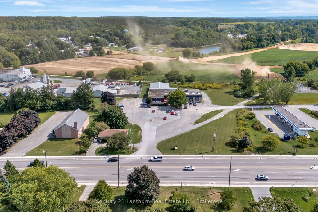 13263b Loyalist Parkway, Prince Edward County