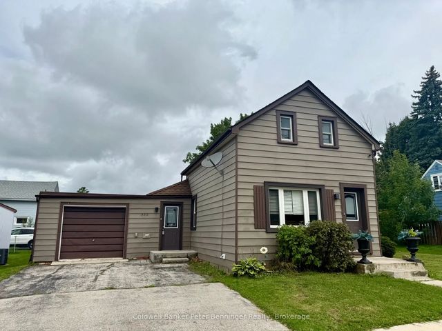 582 9th Street, Hanover