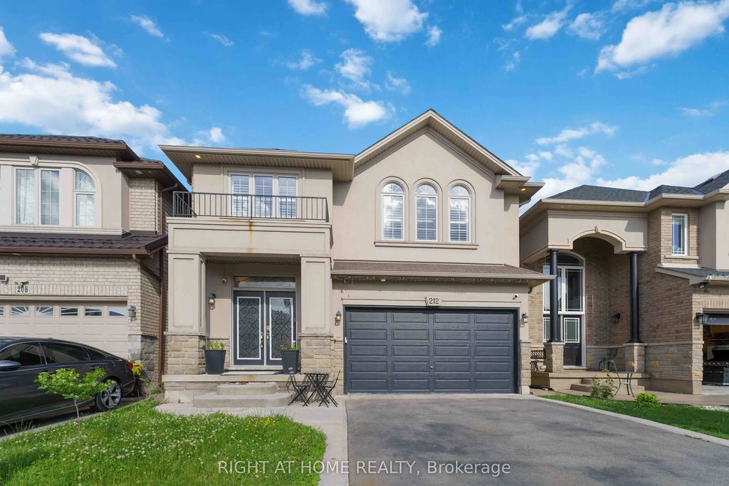 212 Chartwell Circle, Hamilton