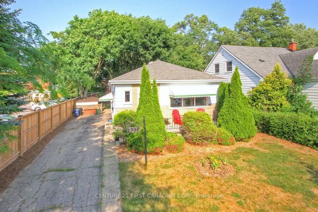 396 Avondale Road, London East