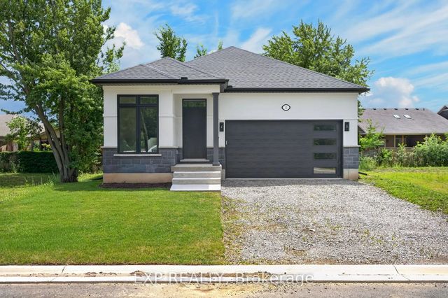 11 Stickles Street, Pelham