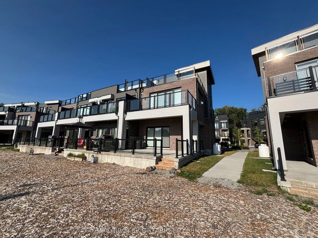 100 Marina Village Drive, Georgian Bay