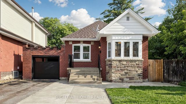 59 Longwood Road N, Hamilton