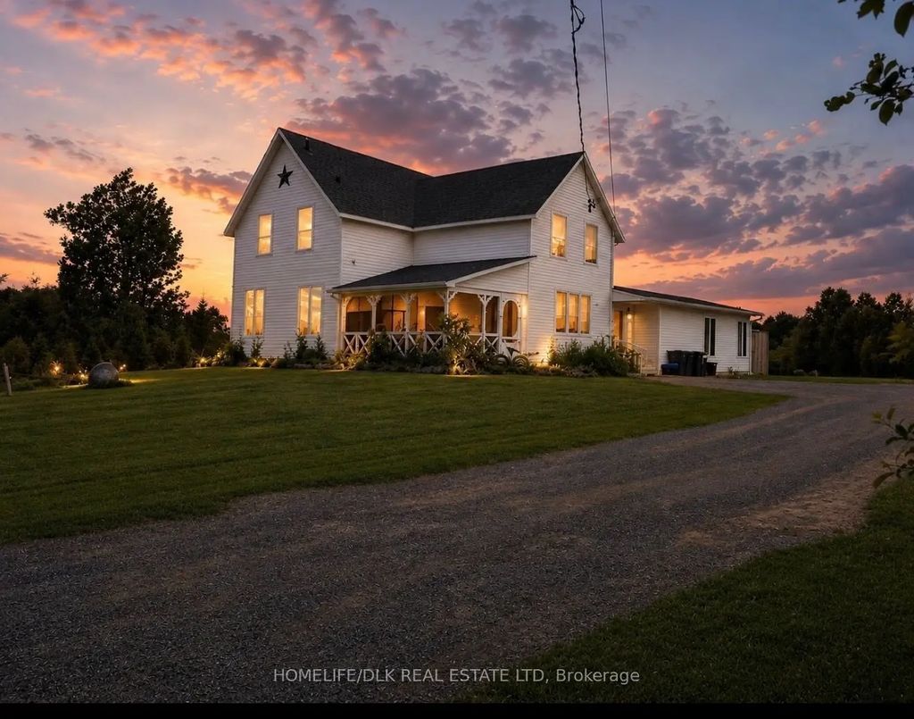 665 Van Buren Street, North Grenville