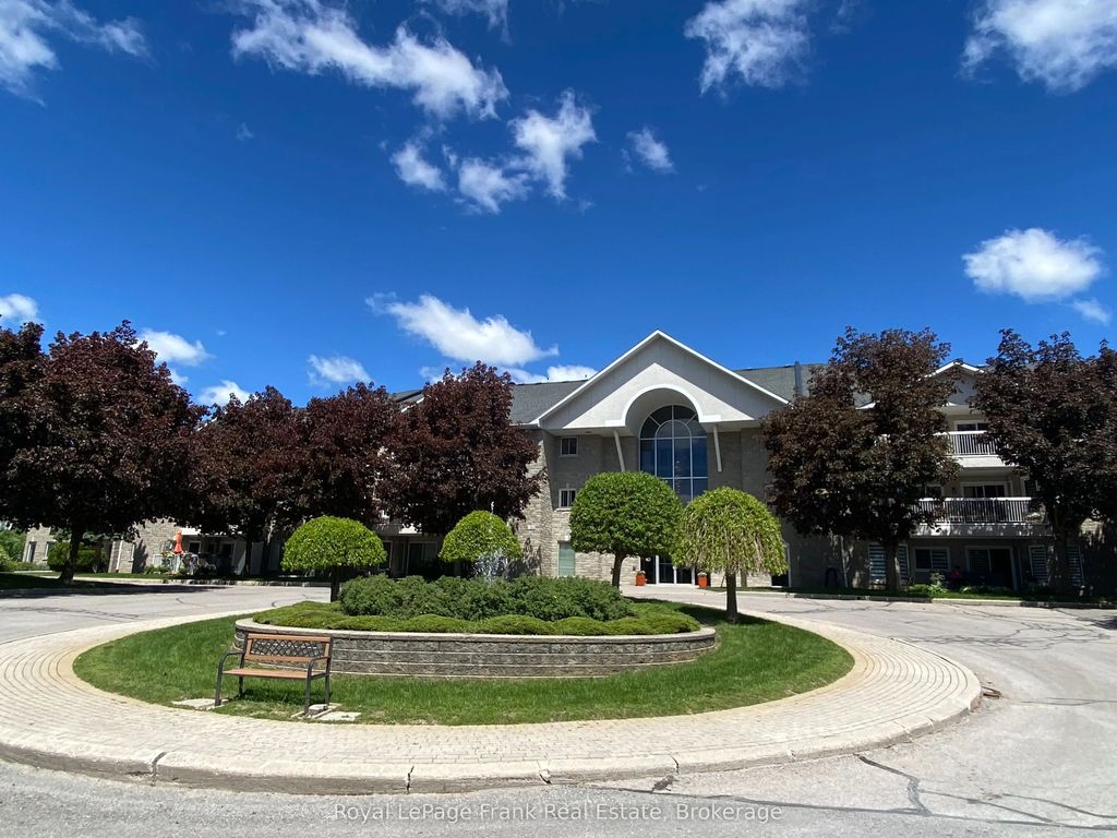 1099 Clonsilla Avenue Bldg C #310, Peterborough