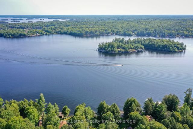 1008 Eppy  (formerly Division Road) Lane, Gravenhurst