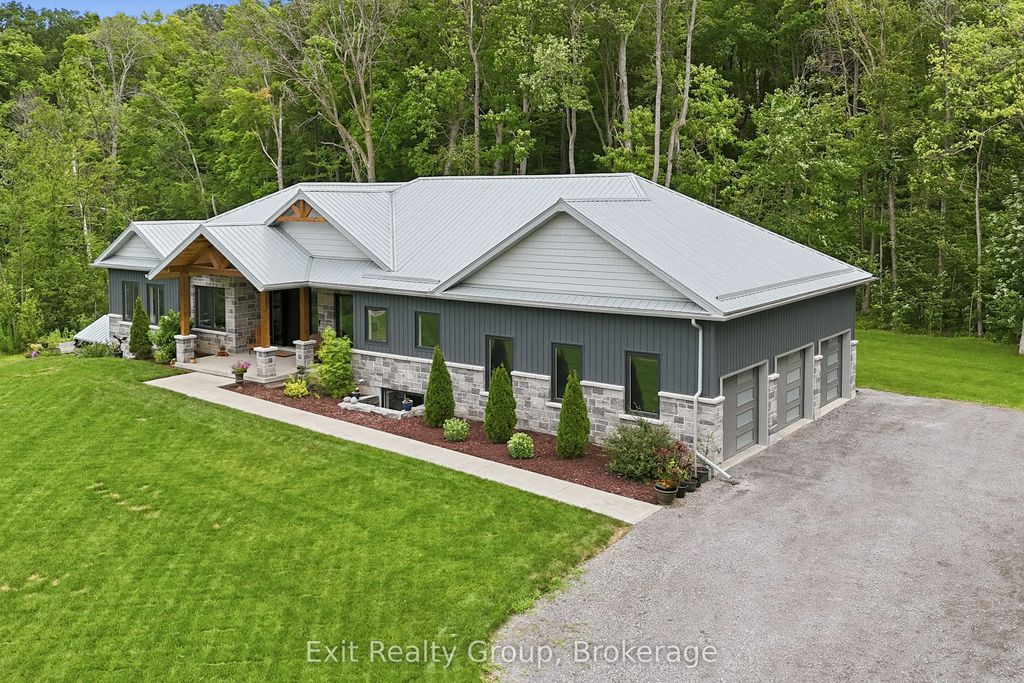 16 Newpierce Drive, Stirling-Rawdon