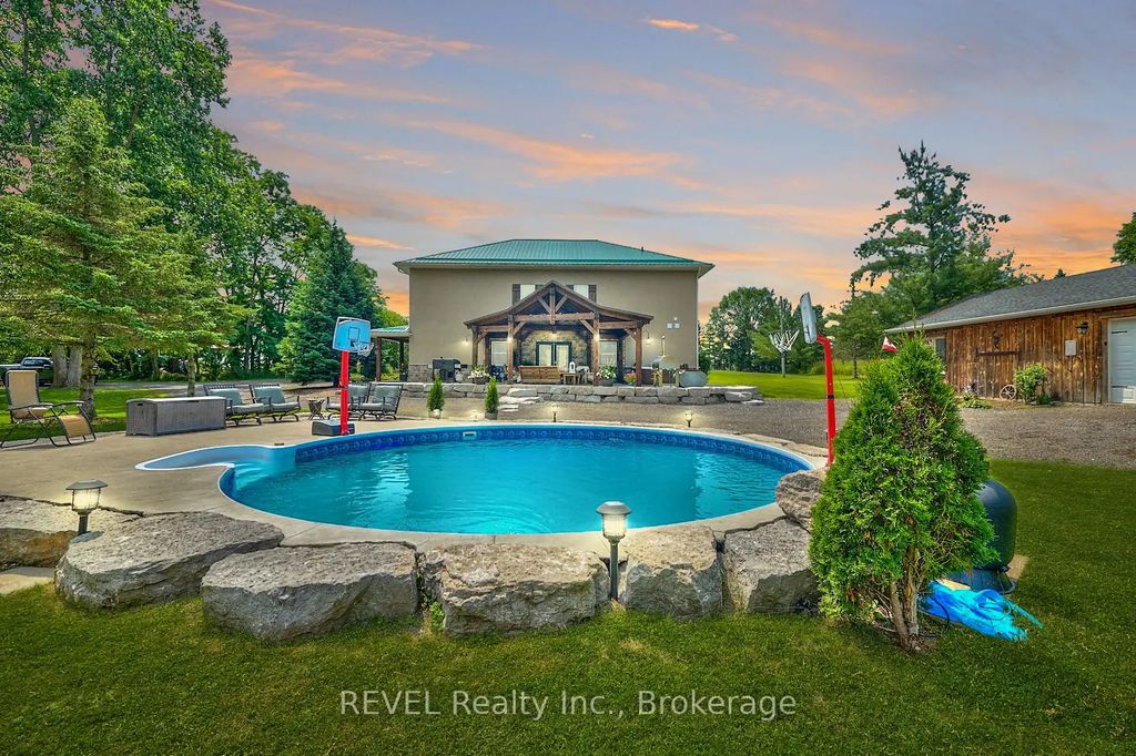 9695 Grassy Brook Road, Niagara Falls