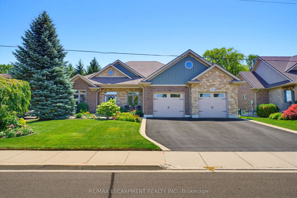 60 Donjon Boulevard, Norfolk