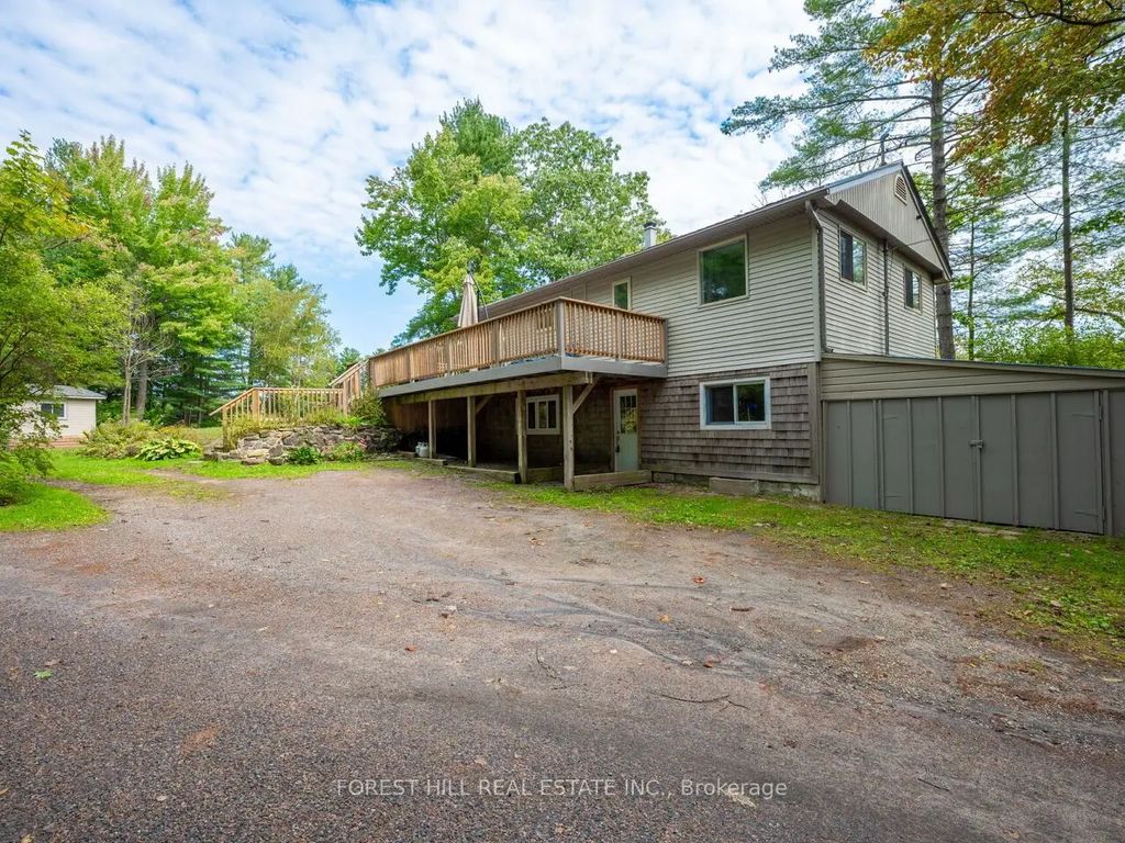 1006 Youngs Road #8, Muskoka Lakes