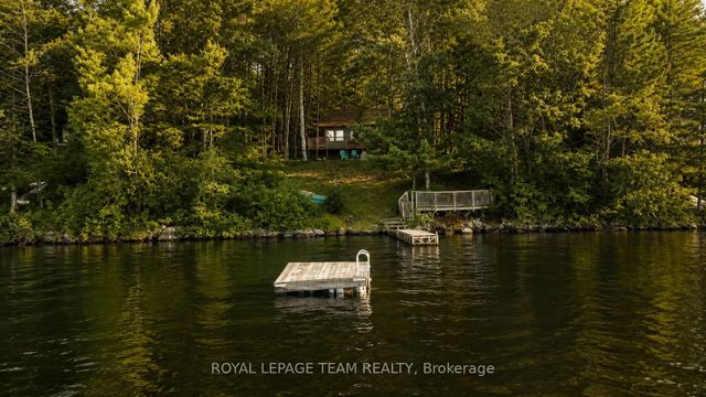 1390a River Road, Hastings Highlands
