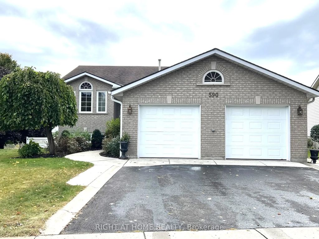 590 Arbour Crescent, Kingston