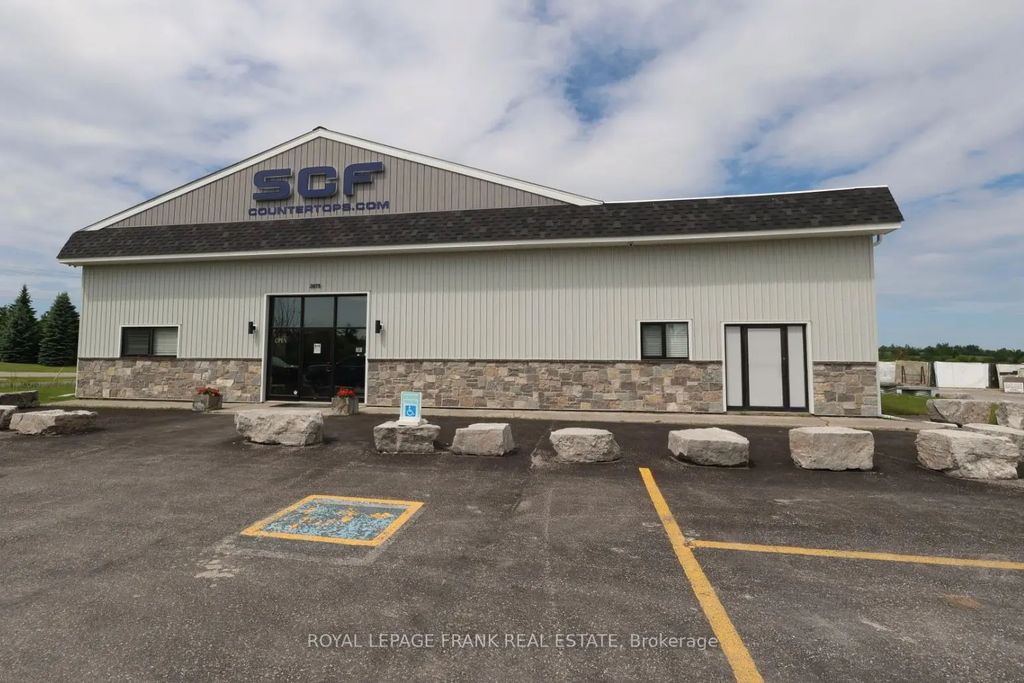 2075 Davis Road, Cavan Monaghan