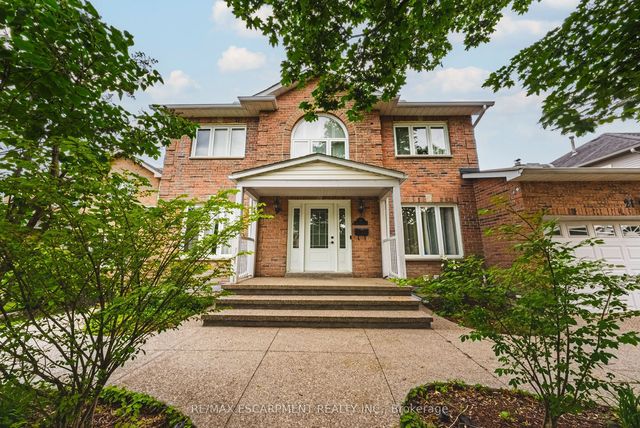 21 Moss Boulevard, Hamilton