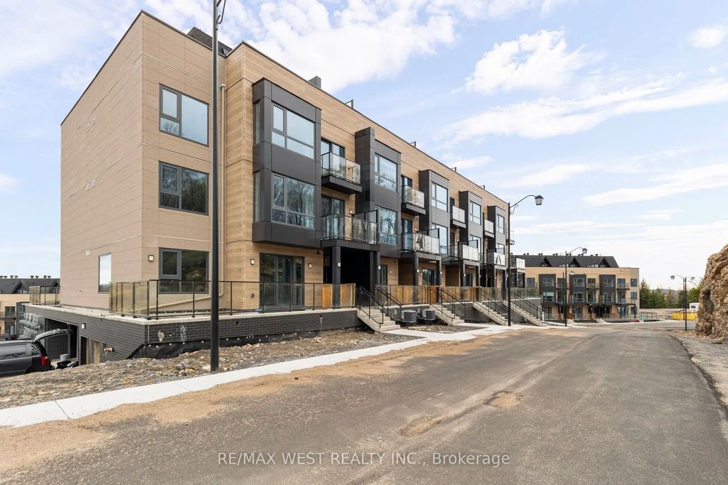 119 Town Line E Road D208, Huntsville