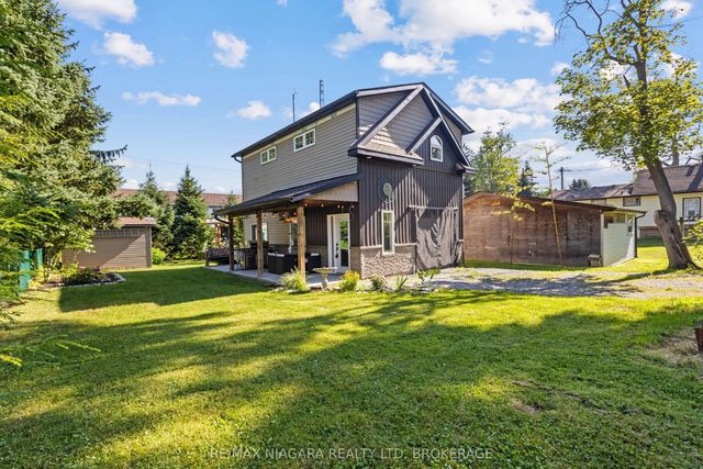 1 Linden Avenue, Pelham