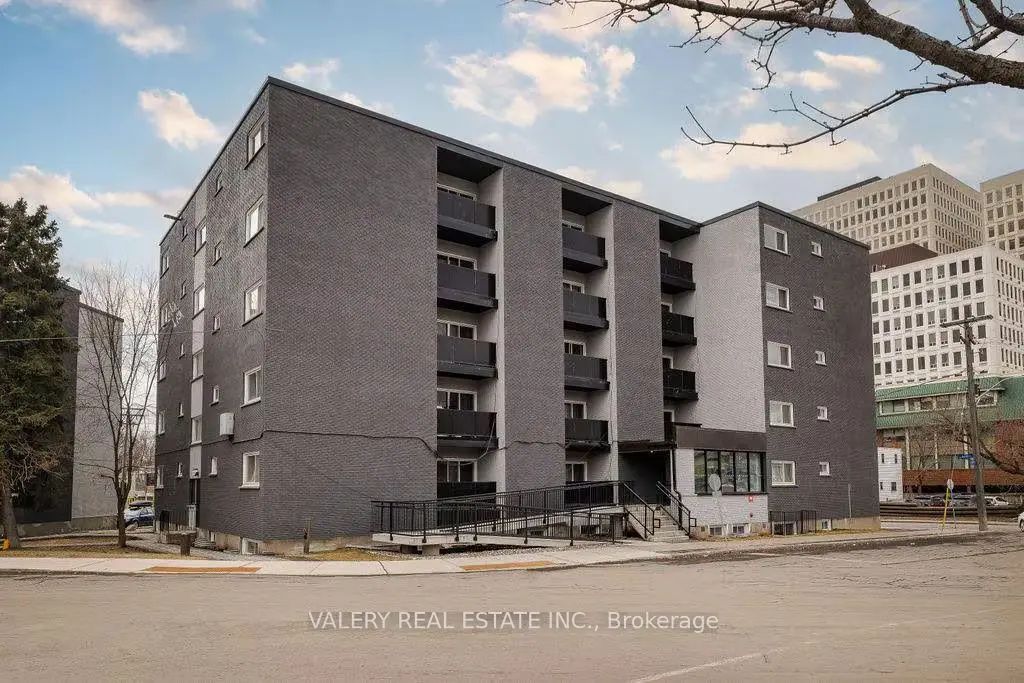 50 Selkirk Street 00f, Vanier and Kingsview Park