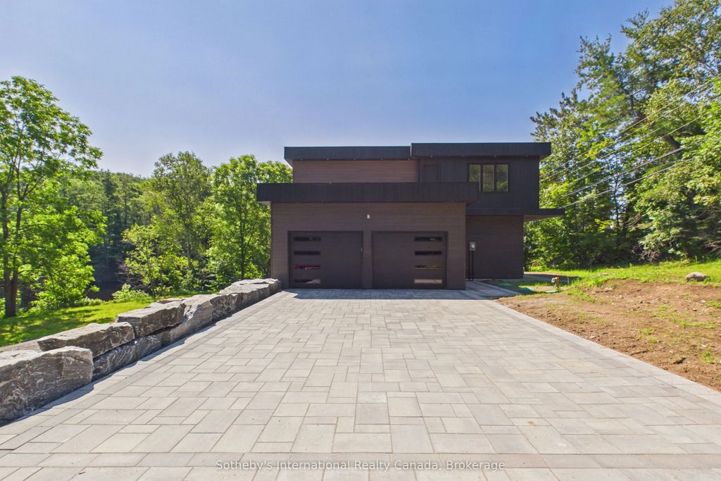492 Brunel Road, Huntsville