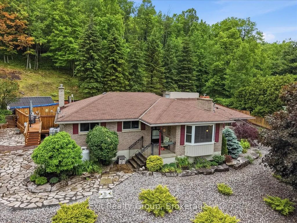 427 Townsend Road, Belleville