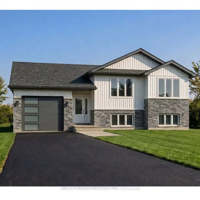 22 Eddy Crescent, Pembroke