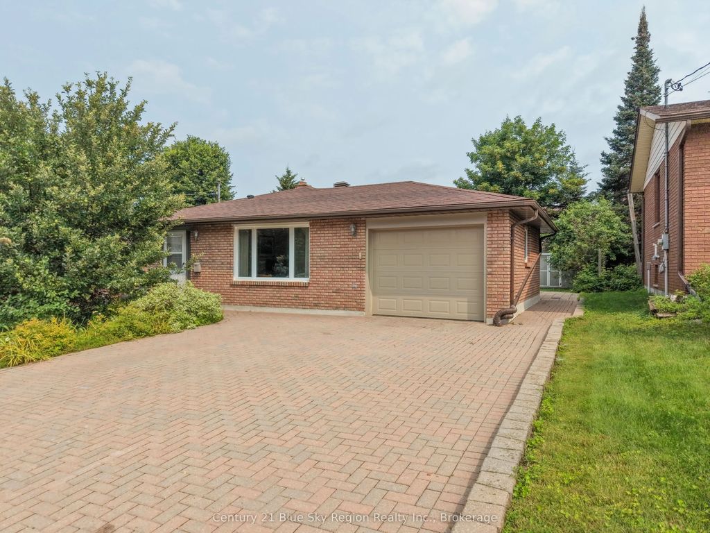 113 Sable Crescent, North Bay