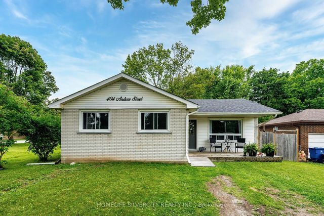 404 Andrew Street, Shelburne