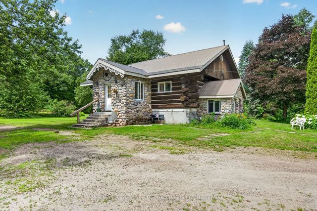 1011 Orange Lodge Road, Muskoka Lakes