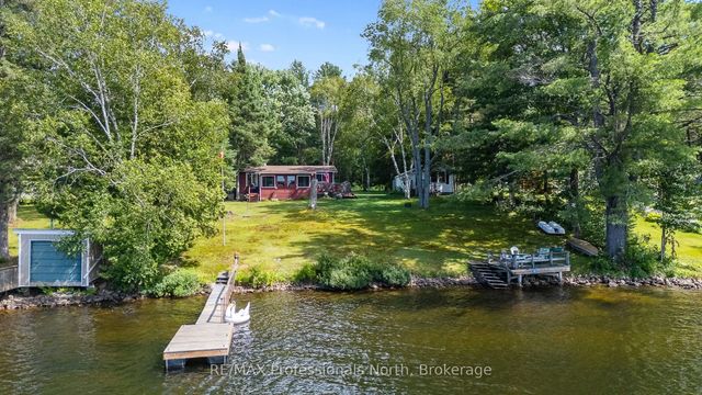 1214 Oliver Road, Algonquin Highlands