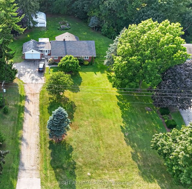 6297 Sunset Road, Central Elgin