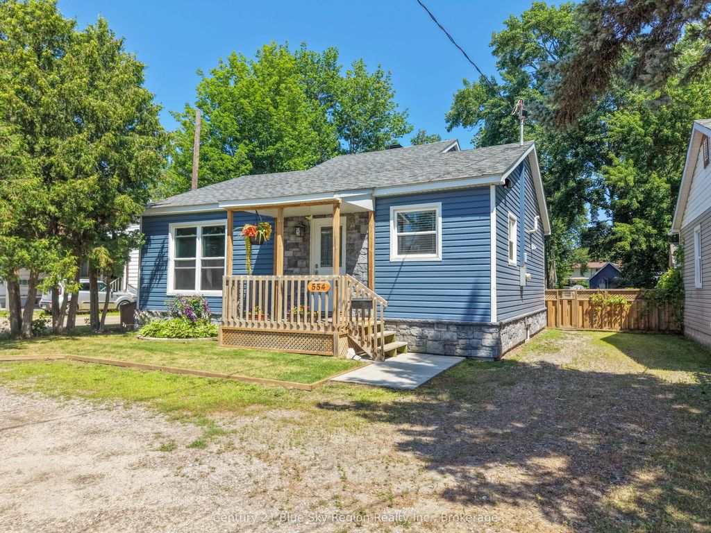 554 Lakeshore Drive, North Bay