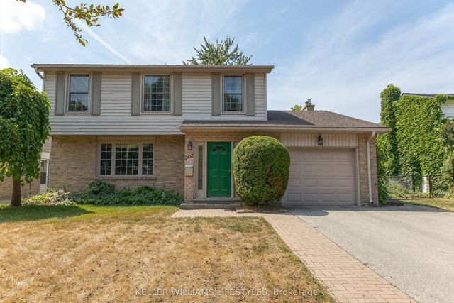 203 Mcmaster Court, London South