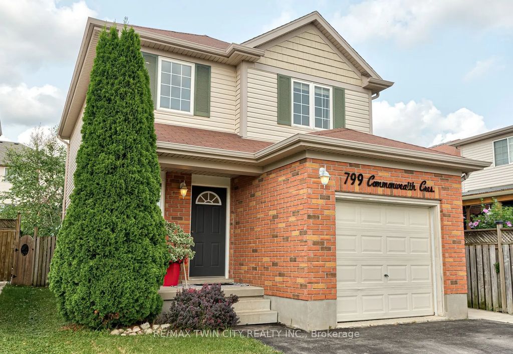 799 Commonwealth Crescent, Kitchener