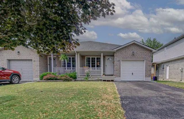 37 Wingfield Avenue, Stratford